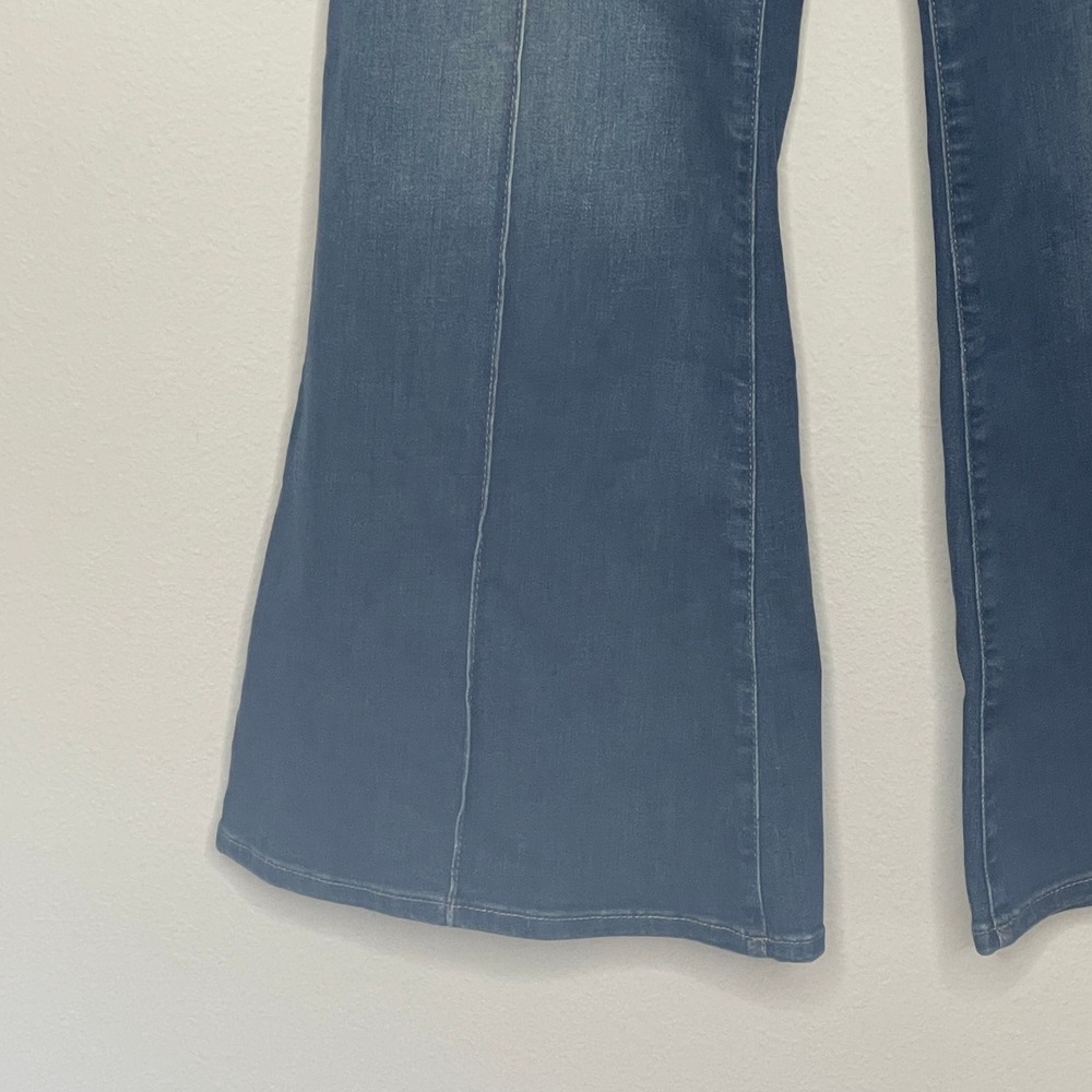 Reiss Sakura Flare Patch Pocket Jeans Mid Blue Petite High Rise Size 27P NEW - Picture 6 of 10
